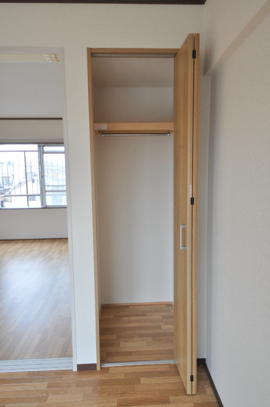 旭ヶ丘コーポラス西棟 収納
