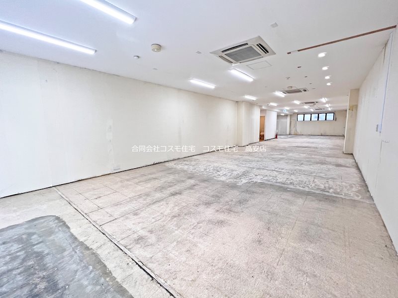 貸店舗・事務所　八尾市 志紀町1丁目　フィットネスジム跡　ジョイフルオオイシ1号館 外観