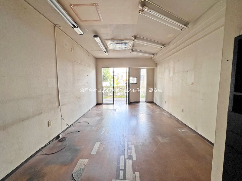 貸店舗・事務所　八尾市 陽光園２丁目　不動産屋跡 ベランダ